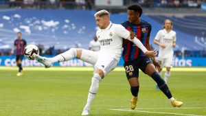 Tương lai của Xavi ở Barcelona, các cầu thủ sắp hết hạn với Real Madrid